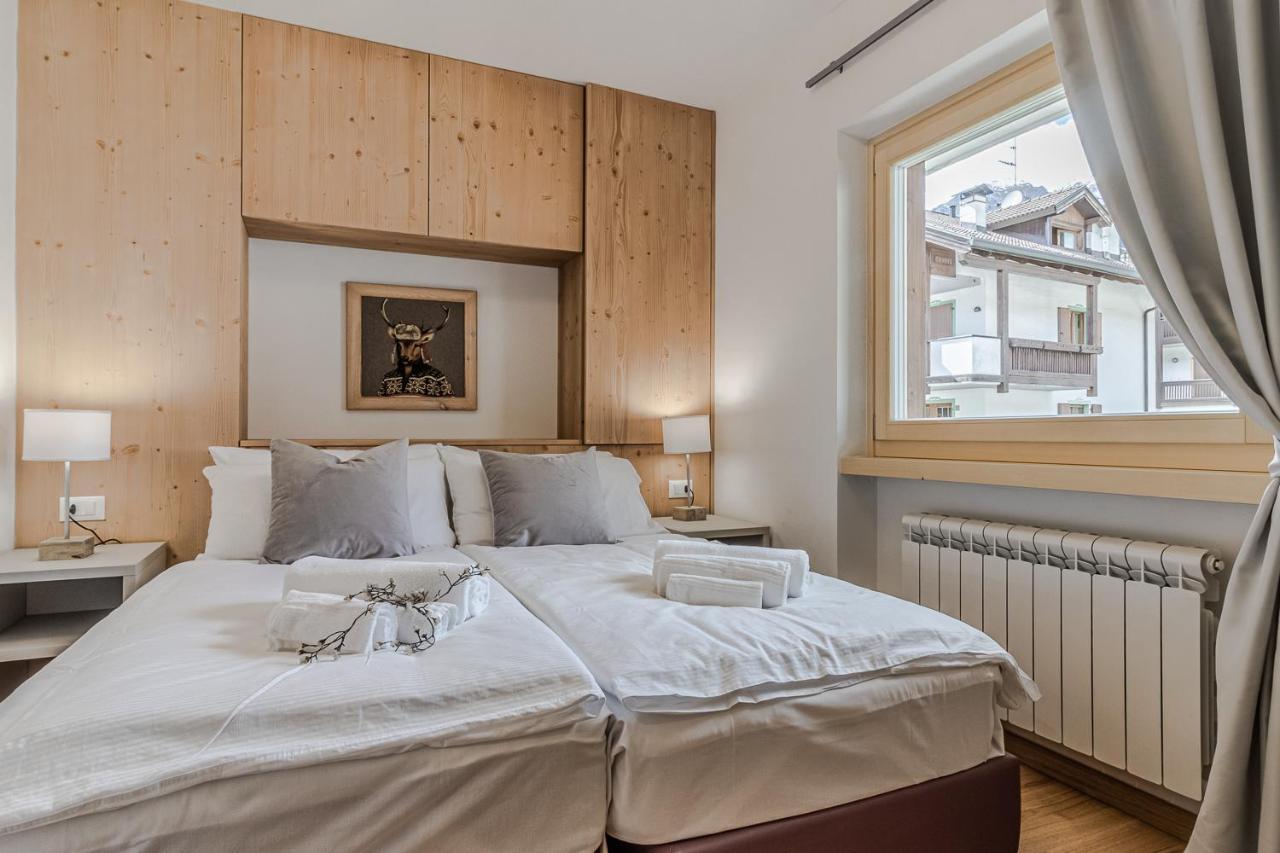 Giustino Suite Italy Pinzolo Due المظهر الخارجي الصورة