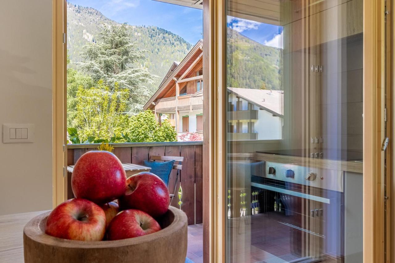 Giustino Suite Italy Pinzolo Due المظهر الخارجي الصورة